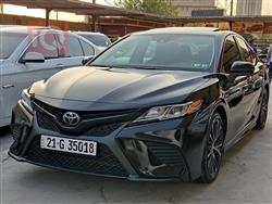 تۆیۆتا کامری